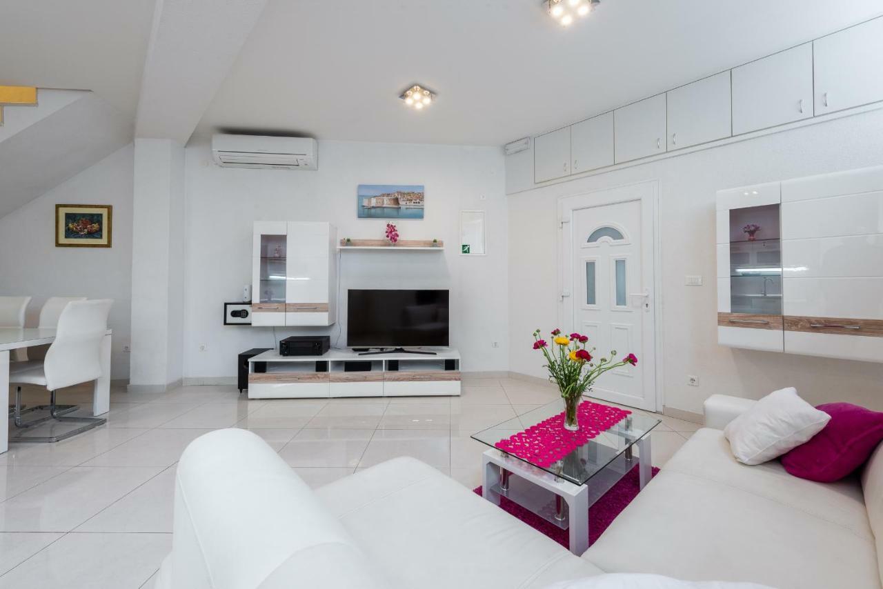 Luxury Sensation Spacious & Free Private Garage 두브로브니크 외부 사진